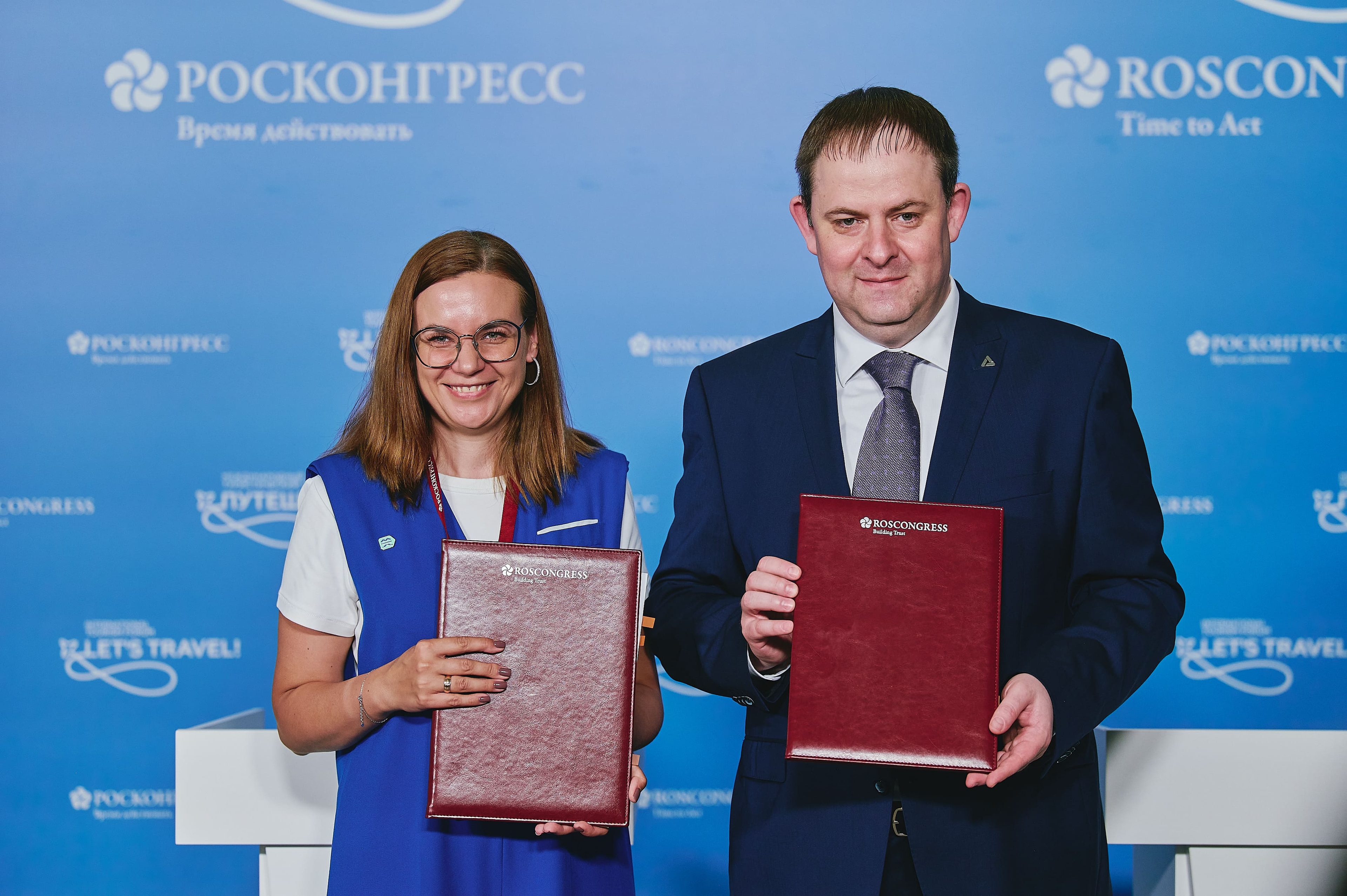 На форуме «Путешествуй!» программа Росмолодёжи «Больше, чем путешествие» подписала соглашения с партнёрами проекта «Знать. Любить. Гордиться!»